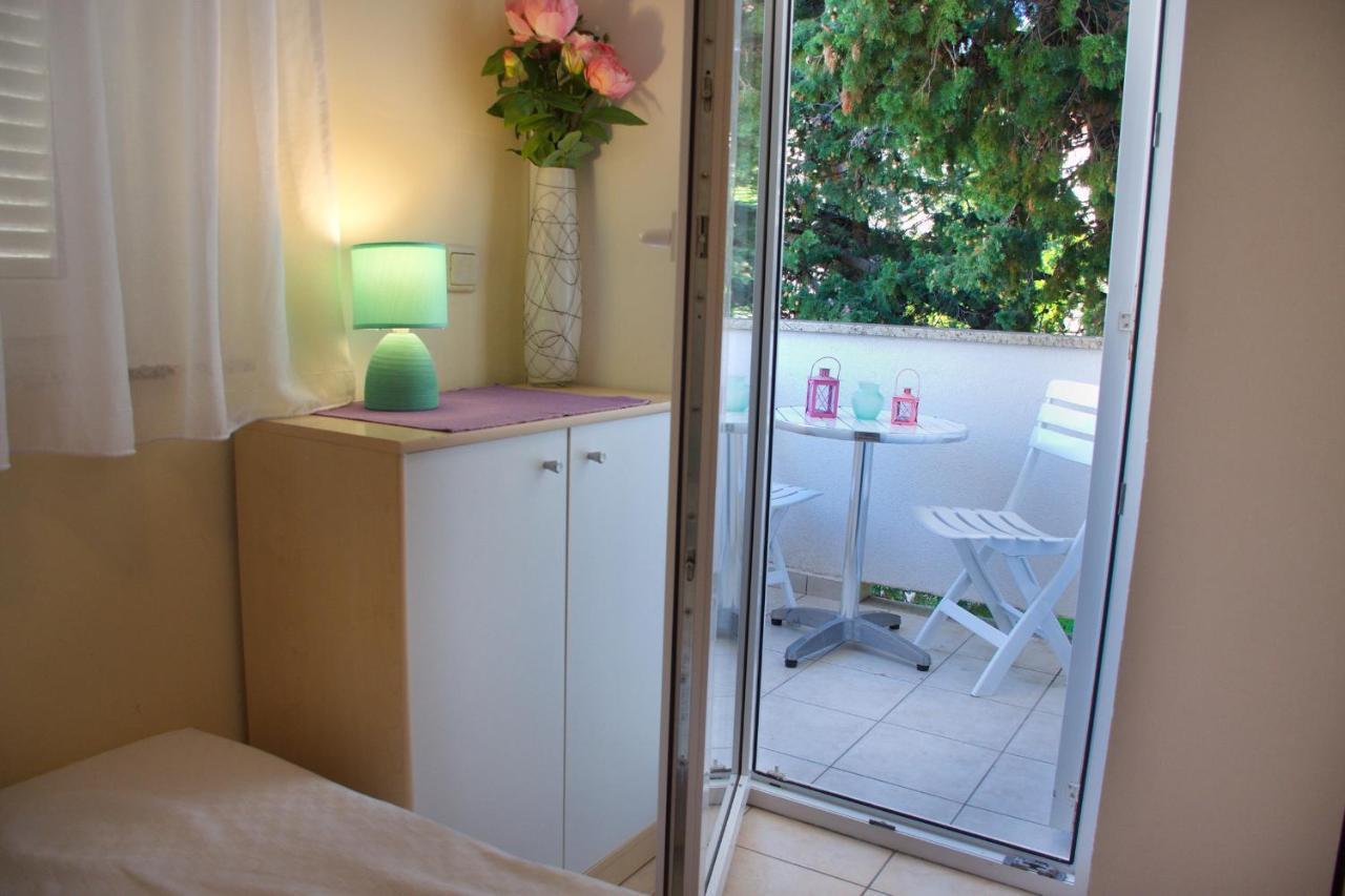 Studio Lela Novalja Extérieur photo